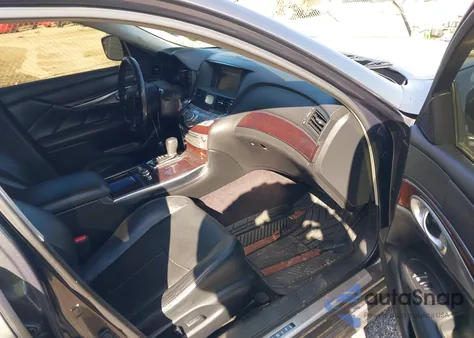 2013 Infiniti M37 из США, поврежденный, VIN JN1BY1AP0DM510398